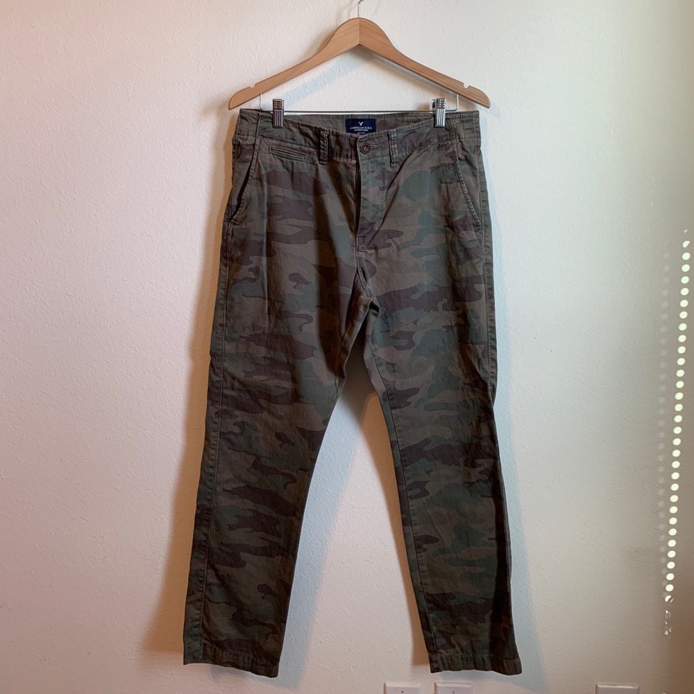 AEO Slim Straight Camouflage Pant